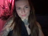 Opzoek naar wat spanning en ben je wat nieuwsgieirig naar deze ondeugende jonge milf? Hebben mijn looks je nieuwsgierig gemaakt of was het stiekem dat gespierde kontje?
Mijn lange haren of me heldere blauwe ogen?Laten we heerlijk samen kletsen en vertel mij jou fantasie, bij mij kun je alles zeggen! Het blijft ons geheimpje!Wie weet loopt de spanning zo hoog op dat we samen een heerlijk avontuurtje beleven en intens genieten.. Ik wacht op je.. Liefs