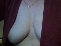 I am a calm, sensual woman who loves atmosphere and tension that slowly builds. In my room, everything is about the experience — soft touches, refined details, and the power of the unspoken.
For me, true seduction lies in mystery: not in what you see at first glance, but in what you feel. Here there is no rush, only a place where fantasy and reality gently meet.
Visitors come to me for calm, connection, and a subtle thrill that lingers. Not a show, but an experience: elegant, feminine, and unforgettable.