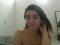Hey salut toi, moi c’est loly 30 ans et maman de 4 enfants! Par ou commencer... Je suis une modèle webcam charismatique, sensuelle et naturelle. J’adore créer un espace de confiance où l’on peut s’amuser, se découvrir et s’exprimer librement. Ceux qui me connaissent disent que je suis drôle, coquine, attentionnée et toujours prête à offrir une expérience unique. Je fais en sorte que mes visiteurs se sentent à l’aise, désirés et importants. Ici, il ne s’agit pas seulement de regarder : je t’invite à vivre une vraie expérience de connexion, d’intimité et de plaisir partagé. J’aime jouer, explorer les fantasmes et te faire vivre un moment inoubliable