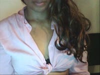 Ik ben een exotische, prachtige Caribische dame met een ongekende passie voor het leven en alles wat erbij komt kijken. Mijn warme uitstraling en sensuele energie zullen je direct betoveren, en ik ben hier om je mee te nemen op een reis van verleiding en plezier.Ben jij op zoek naar een hete, verleidelijke ervaring die je niet snel zult vergeten? Kom dan bij mij, de Caribische stoute dame die weet wat ze doet. Ik combineer de passie van de tropen met een ondeugende flair die jou gegarandeerd in vuur en vlam zal zetten.Met mijn exotische charme, speelse houding en avontuurlijke geest neem ik je mee naar een wereld van plezier en opwinding. Of je nu hebt in een flirterige chat, een uitdagend spel of iets dat je grenzen opzoekt, ik ben hier om jouw verlangens te vervullen.Dus, waar wacht je nog op? Kom bij mij en ontdek de magie van de Cariben, direct vanuit de privacy van jouw scherm. Ik ben klaar om je te verrassen, te prikkelen en je te laten verlangen naar meer. Durf jij het aan?