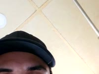 Je suis introverti et extrveri et parfois timide mais j