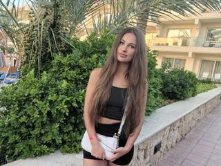 VanessaShake1