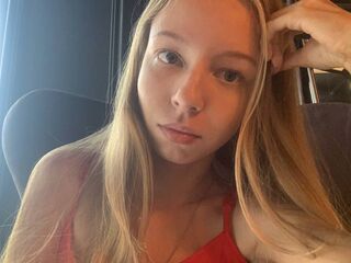 free webcam chatroom AdenaMcfalls