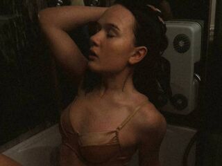 naked cam girl picture DavinaHislip