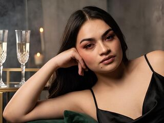 beautiful girlcam IvannaVelvet
