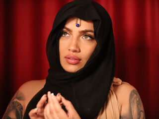 hot cam girl LuciaLyone