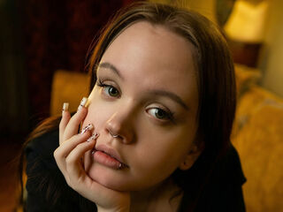 naked camgirl gallery SarandaRyan