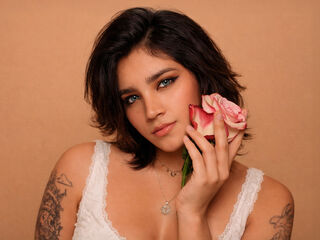 camgirl showing pussy AlexiaBanner