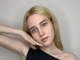 adult cam EmmaHurriet