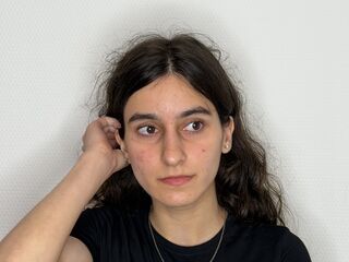 girl cam free FondaYarbro