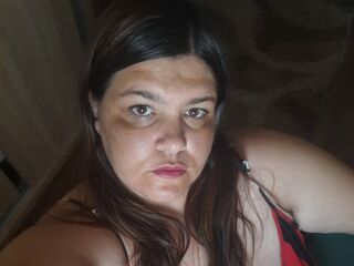 masturbating camgirl IonyEllaa