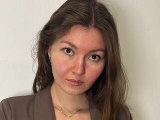 naughty camgirl LeilaCoocher