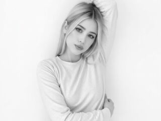 adult free chat ZaraVelvettt