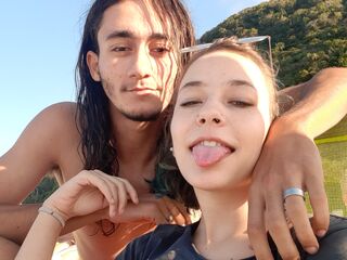 free live chat KurtAndLia