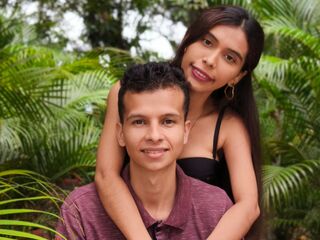 live chat with couple having sex LuccyAndJames