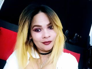 submission sex webcam BellucciSarah
