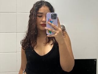 nude camgirl pic AbygailGarcia