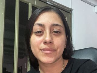 chatrubate cam girl AikosLorens