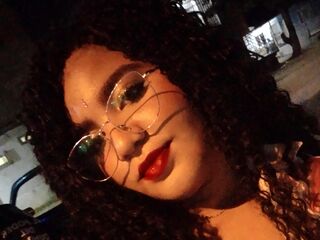 camgirl picture AishaBlanco