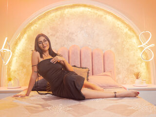 adult free chat AishaCarpenter