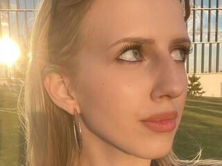 nude cam pic AishaSpringstead