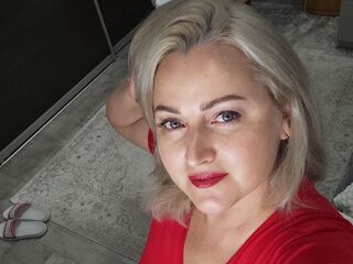 fingering webcamgirl AlexaMaddow