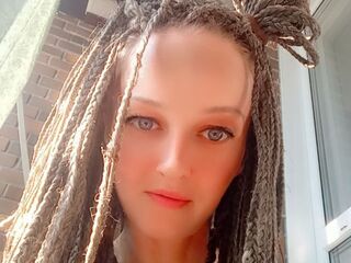 naked cam girl masturbating with sextoy AliseThompson