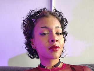 fingering camslut AmaranthaPiere