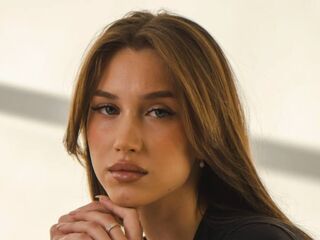 web chat AmelinaBrauberg