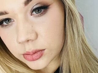 adultcam pic AminaDigges