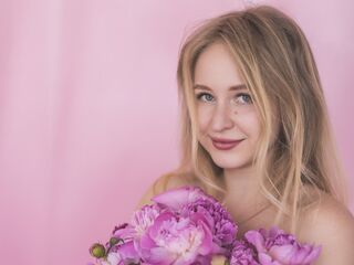 hot striptease webcam AngelDaria