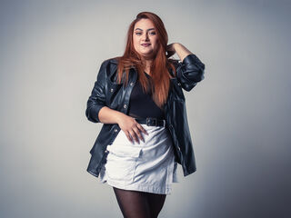 camgirl playing with dildo AngelicaBelmont