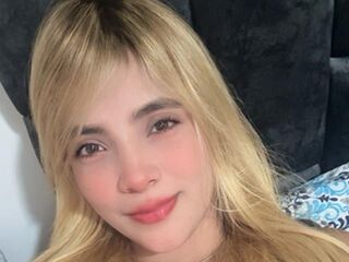 closeup cam AngelineBellrose
