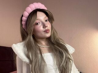 cam girl fingering pussy AnnikaBloom
