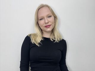 adult liveshow BeatrixBrowning