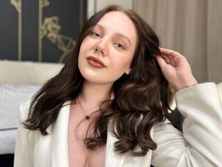 chat room sex show BellaSwiger