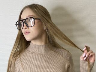 sexy live cam girl BertaAnnarummo