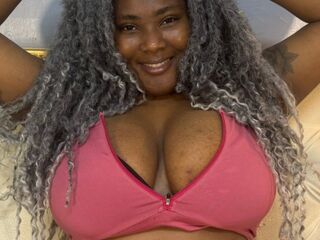 hot cam girl masturbating with dildo BriankaGema