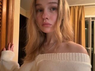 beautiful camgirl BrittaneyCreitz