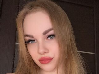 striptease cam CamillaDerrick
