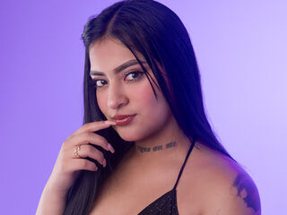 camgirl chatroom CarlaMilano