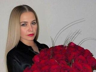 show live CarlaVogue