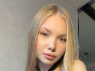 nude gamgirl CarolineNine