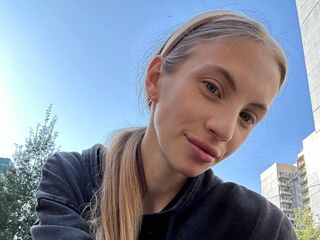 adult video chat CatherynBigger