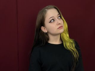 naked girl with webcam masturbating with vibrator CatinaCantrell