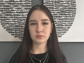 beautiful webcam girl CharlotteFrazier