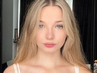 hot webcam photo CleliaGoel