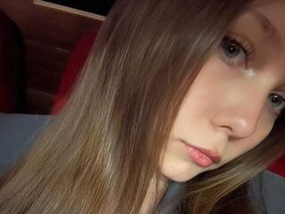 naughty chat CleliaGuynup