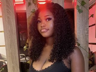 girl showing pussy CreamieNelly