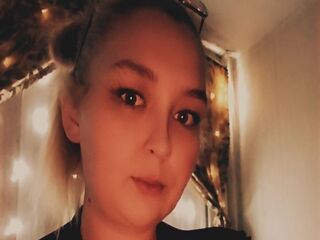 babe web cam CrystalSins